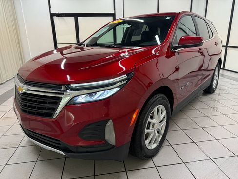 Certified 2024 Chevrolet Equinox LT FWD image 10