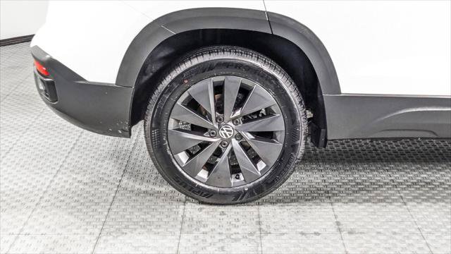 Used 2023 Volkswagen Taos S FWD image 32