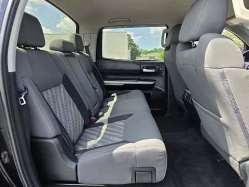 Used 2019 Toyota Tundra SR5 w/ Convenience Package AWD/4WD image 28