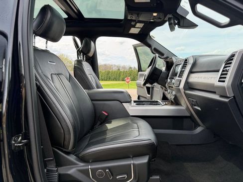 Used 2017 Ford F250 Platinum w/ Platinum Ultimate Package image 21