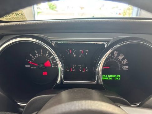 Used 2006 Ford Mustang GT Premium RWD image 17