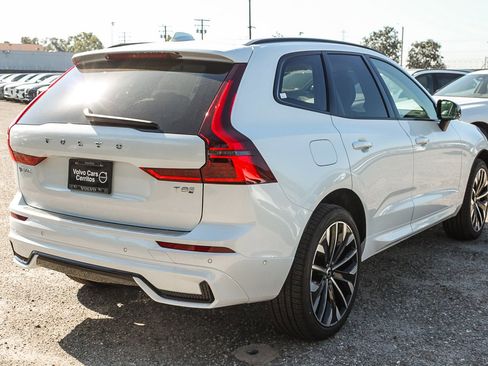 New 2026 Volvo XC60 T8 Ultra w/ Protection Package Premier AWD/4WD image 5