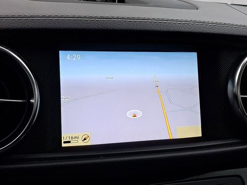 Used 2013 Mercedes-Benz SL 550 image 18