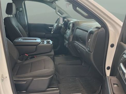 Used 2022 Chevrolet Silverado 1500 Custom AWD/4WD image 18