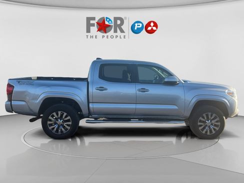 Used 2021 Toyota Tacoma SR image 5