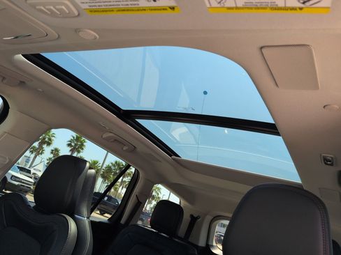 Certified 2026 Lincoln Aviator Reserve image 19