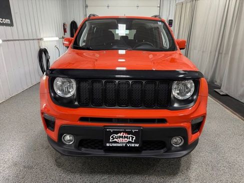 Used 2020 Jeep Renegade Altitude w/ UConnect 8.4 Nav Group AWD/4WD image 2