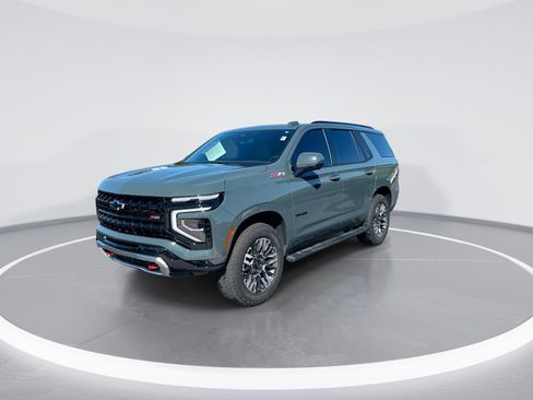 Used 2026 Chevrolet Tahoe Z71 w/ Comfort Package AWD/4WD image 5