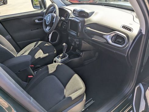 Used 2021 Jeep Renegade Sport image 12