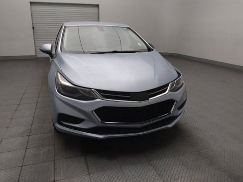 Used 2017 Chevrolet Cruze LT w/ Convenience Package FWD image 14