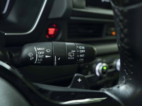 Certified 2025 Honda Pilot Touring image 25