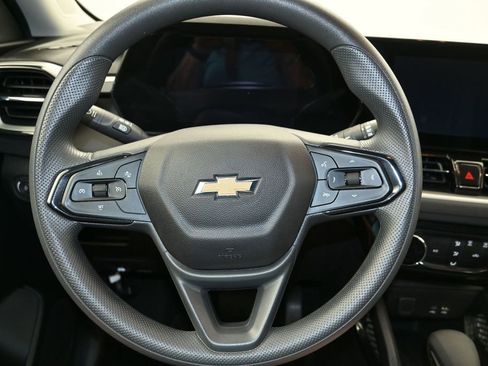 Certified 2025 Chevrolet TrailBlazer LT FWD image 14
