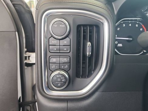 Certified 2021 GMC Sierra 1500 AT4 AWD/4WD image 17