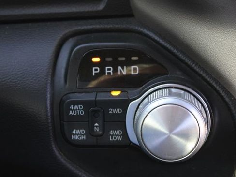 Used 2019 RAM 1500 Laramie AWD/4WD image 34