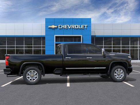 New 2026 Chevrolet Silverado 3500 High Country w/ Technology Package AWD/4WD image 5