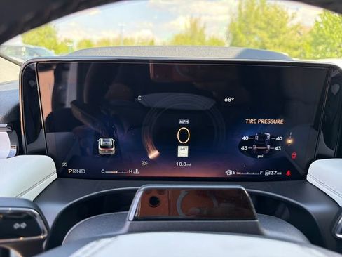 New 2026 Lincoln Aviator Reserve AWD/4WD image 24