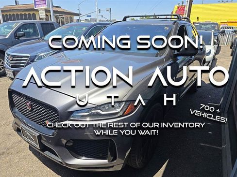 Used 2017 Jaguar F-PACE S AWD/4WD image 1