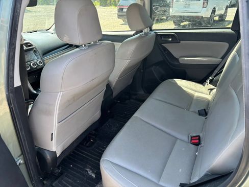 Used 2018 Subaru Forester 2.5i Limited AWD/4WD image 12