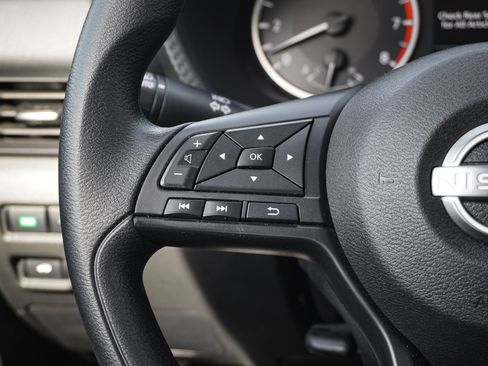 Used 2024 Nissan Sentra S FWD image 20