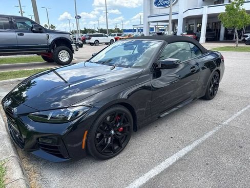 Used 2025 BMW M440i Convertible RWD image 3
