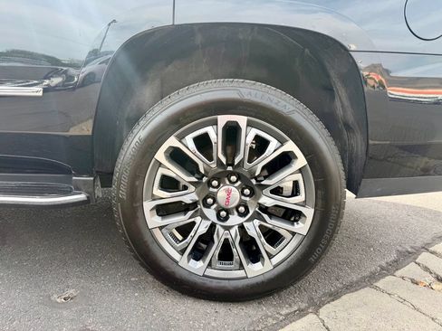 Used 2020 GMC Yukon Denali AWD/4WD image 11
