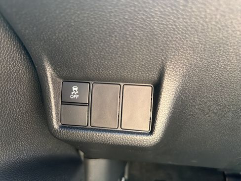 Certified 2025 Honda Civic Sport image 38