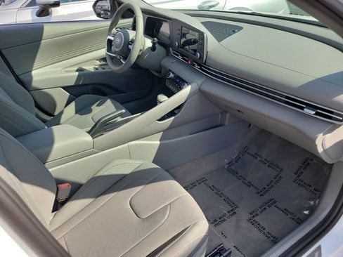 New 2026 Hyundai Elantra Sport FWD image 19