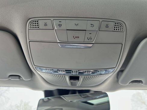 Used 2021 Mercedes-Benz GLC 300 4MATIC image 30