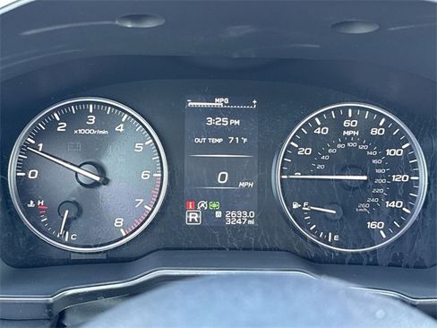 Certified 2025 Subaru Outback Limited image 28