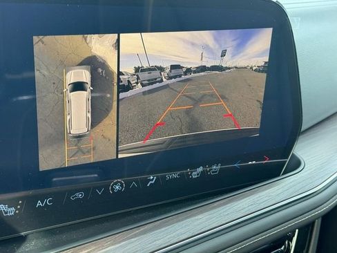 New 2026 Chevrolet Suburban Premier image 16