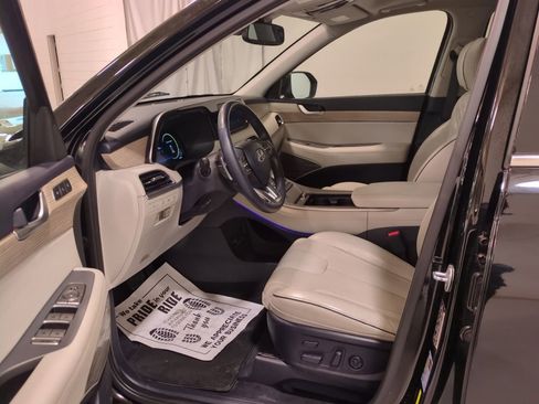 Certified 2022 Hyundai Palisade Limited image 18