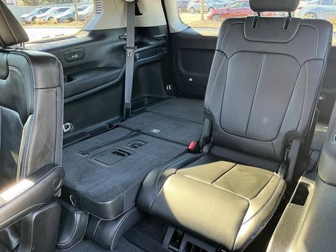 Used 2021 Jeep Grand Cherokee L Limited image 32