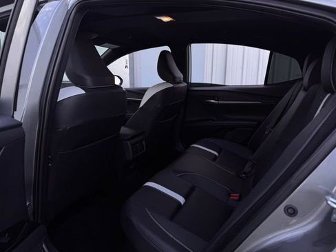 Used 2025 Toyota Camry LE image 35