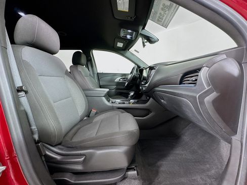 Used 2022 Chevrolet Traverse LT AWD/4WD image 28