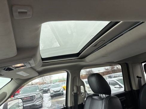 Used 2018 RAM 1500 Sport image 31