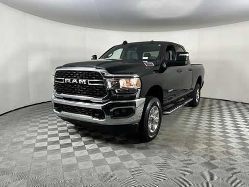 Used 2024 RAM 2500 Big Horn w/ Bed Utility Group image 11