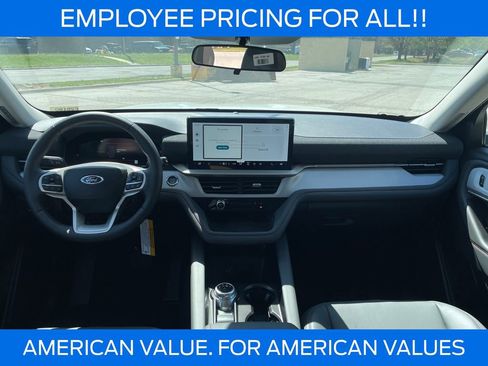 New 2026 Ford Explorer Active w/ Active Comfort Package AWD/4WD image 12