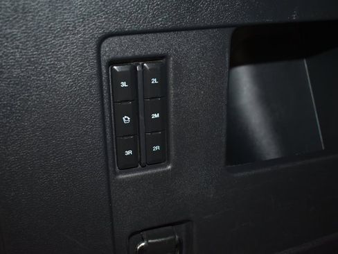 Used 2023 Ford Expedition Max XLT image 43