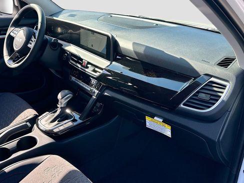 New 2026 Kia Seltos S image 27