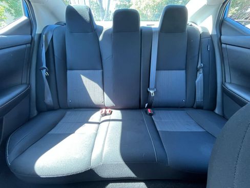 Used 2025 Nissan Sentra SV FWD image 36
