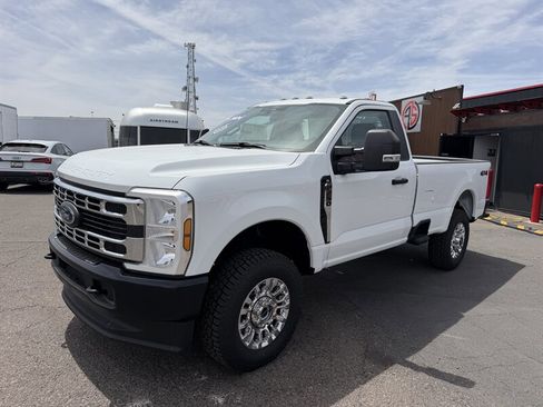 Used 2024 Ford F250 XL AWD/4WD image 6