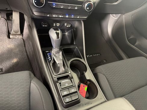 Used 2019 Hyundai Tucson Value w/ Cargo Package AWD/4WD image 18