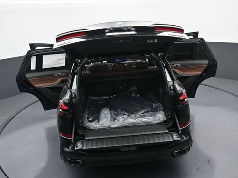 New 2026 BMW X5 xDrive40i w/ M Sport Package AWD/4WD image 42
