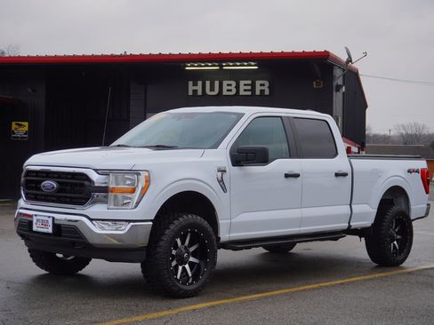 Used 2022 Ford F150 XLT w/ Trailer Tow Package image 1