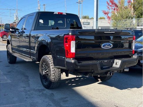 Used 2019 Ford F250 Lariat w/ Lariat Ultimate Package image 6