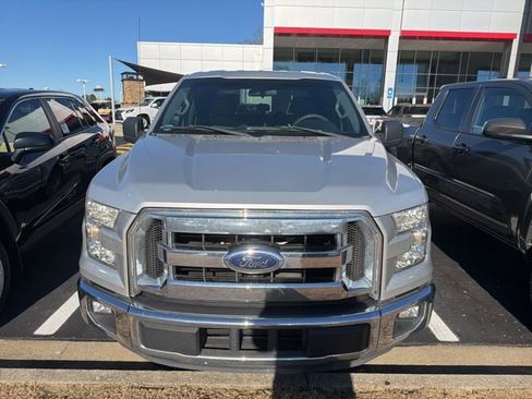 Used 2016 Ford F150 XLT w/ Trailer Tow Package image 8