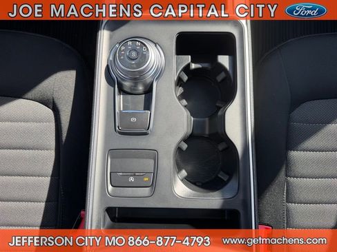 Certified 2022 Ford Edge SE w/ Black Appearance Package image 15