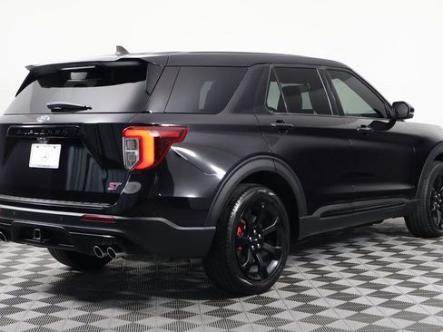 Used 2022 Ford Explorer ST w/ Equipment Group 401A image 4