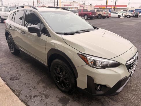 Used 2023 Subaru Crosstrek 2.0i Premium w/ Popular Package #2 image 6