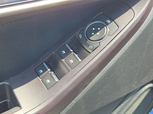Used 2020 Ford Explorer XLT w/ Comfort Package AWD/4WD image 20